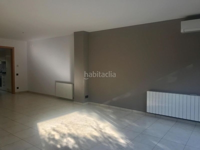 Alquiler casa preciosa casa adosada con piscina y zona comunitaria en Ametlla del Vallès (L´)