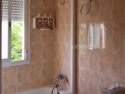 Alquiler piso apartamento de 1 dormitorio con garaje y piscina este en Sevilla