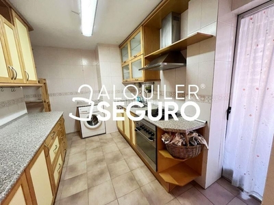 Alquiler piso c/ guadalcazar en Entrevías Madrid