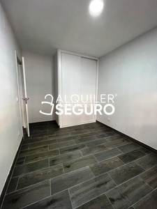 Alquiler piso c/ jacinto benavente en Centro Getafe
