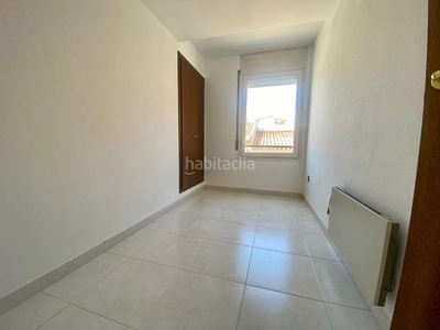 Alquiler piso con 2 habitaciones con ascensor, parking y calefacción en Sabadell