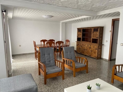 Alquiler piso con 3 habitaciones amueblado con ascensor, aire acondicionado y vistas al mar en Sagunt