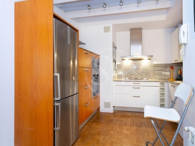 Alquiler piso con 3 habitaciones amueblado con ascensor y calefacción en Barcelona