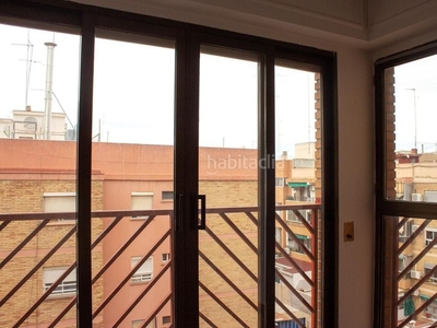 Alquiler piso con 4 habitaciones con ascensor, parking y aire acondicionado en Valencia