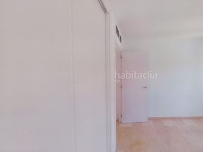 Alquiler piso con 3 habitaciones en Arroyo de la Miel Benalmádena