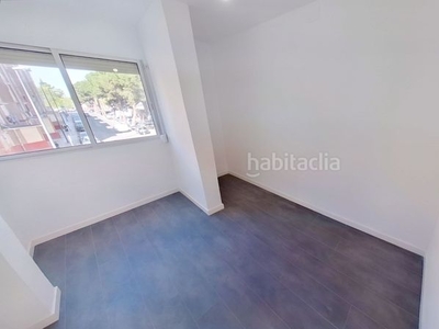 Alquiler piso con 3 habitaciones en San Cristóbal Madrid