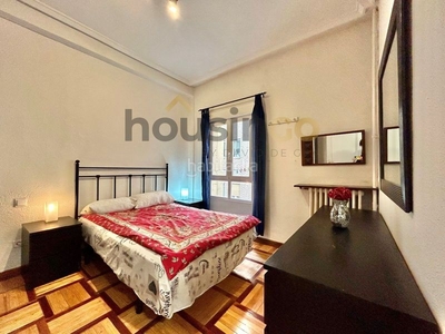 Alquiler piso en alquiler , con 61 m2, 2 habitaciones y un baño. con calefacción central en Madrid