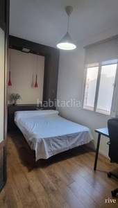 Alquiler piso en alquiler de 4 dormitorios y dos baños en plena zona de atocha en Madrid