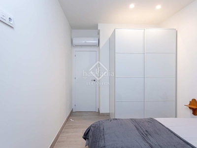 Alquiler piso en alquiler piso en el barrio gótico (), en excelentes condiciones y con dos dormitorios dobles en Barcelona