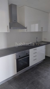 Alquiler piso en calle alfonso vi piso con 3 habitaciones con ascensor y aire acondicionado en Valdemoro