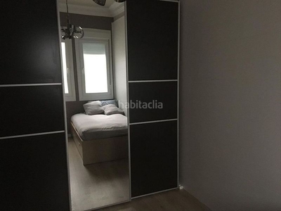 Alquiler piso en carrer de tortosa dos dormitorios y un baño en Badalona