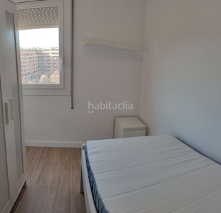 Alquiler piso en carrer del camí de corbins 29 excelente piso reformado en la zona de pardiñas! en Lleida