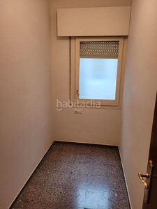 Alquiler piso en carrer del torrent de l'olla 14 piso con 4 habitaciones con ascensor en Barcelona