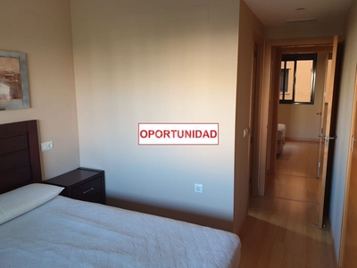 Alquiler piso en flaubert 10 piso con 3 habitaciones amueblado con ascensor, parking y aire acondicionado en Málaga
