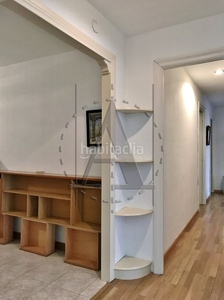 Alquiler piso solfai consulting pone a su disposición estupendo piso con 2 amplias terrazas. ubicado en chamberi-Trafalgar. en Madrid