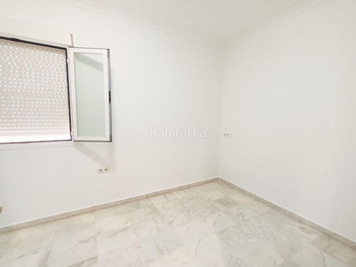 Alquiler piso estupendo piso en zona santa lucia en Alcalá de Guadaira