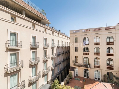 Alquiler piso luminoso y tranquilo piso en la calle pintor fortuny en Barcelona