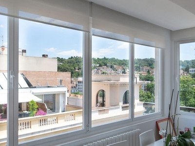 Alquiler piso reformado y céntrico en Eixample Nord Girona