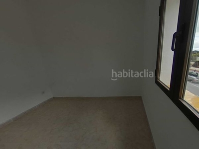 Alquiler piso segundo con 3 habitaciones en Triana Oeste Sevilla
