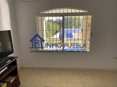 Chalet en venta en la puebla del rio, 3 dormitorios. en Puebla del Río (La)