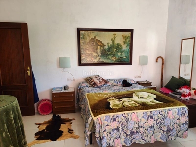 Chalet individual en venta , 4 dormitorios. en Almensilla