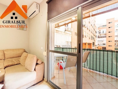 Dúplex piso duplex en venta de vpo en Parque Alcosa en Sevilla