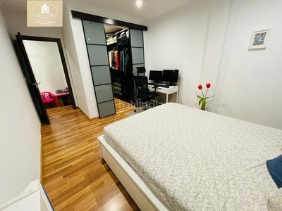 Piso con 2 habitaciones con aire acondicionado en Sevilla