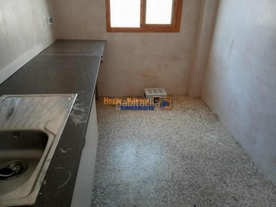 Piso en venta en avda. andalucía, 3 dormitorios. en Dos Hermanas