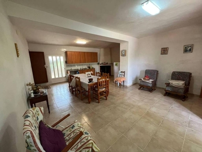 Venta Casa rústica en Calle Carrascoy Totana. Buen estado 2800 m²