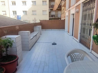 Alquiler Piso Manresa. Piso de cuatro habitaciones Primera planta con terraza