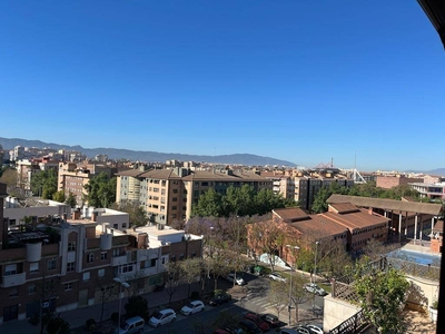 Alquiler Piso Murcia. Piso de tres habitaciones Sexta planta