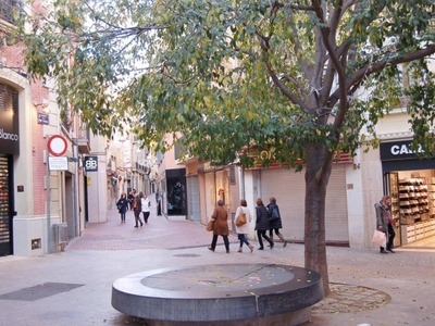 Local comercial Carrer de Sant Pere Terrassa Ref. 93011075 - Indomio.es
