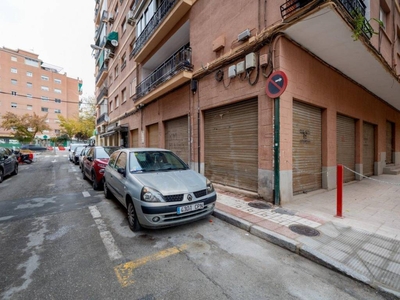 Local comercial Granada Ref. 92952279 - Indomio.es