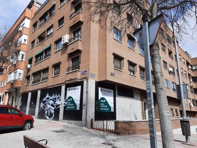 Local comercial Lago De Constanza Madrid Ref. 92745377 - Indomio.es