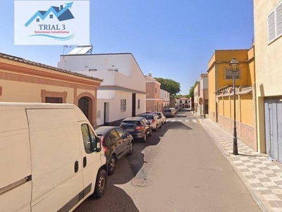 Local comercial Ruiz De Alarcon Bormujos Ref. 92795173 - Indomio.es