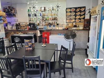 Local comercial Traspaso Bar-Restaurante en Badalona cerca del centro comercial Montigala Badalona Ref. 93323239 - Indomio.es
