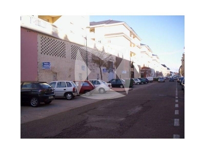 Tienda - Local comercial Badajoz Ref. 92854159 - Indomio.es