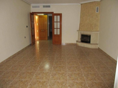 Venta Casa adosada Almoradí. 160 m²