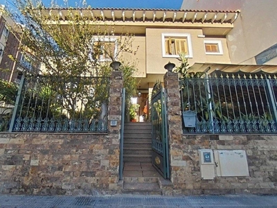Venta Casa adosada Almoradí. Con terraza 441 m²