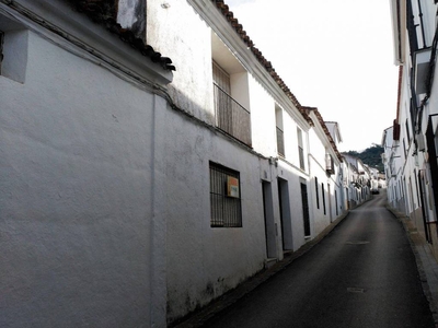 Venta Casa adosada en Calle Cura 19 Cabeza La Vaca. Buen estado 150 m²