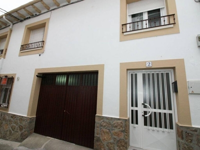 Venta Casa adosada en Moral 2 Arenas de San Pedro. Buen estado calefacción individual 190 m²