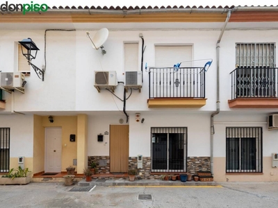 Venta Casa adosada en Olivo Güevéjar. 128 m²