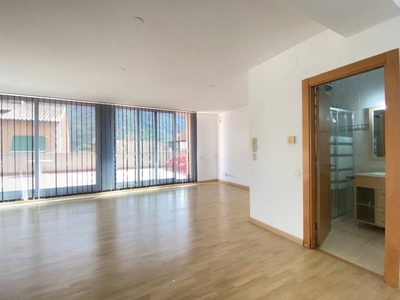 Venta Casa adosada en Torre Baixa La Torre de Claramunt. Con terraza 344 m²