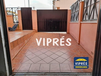 Venta Casa adosada Mérida. 210 m²