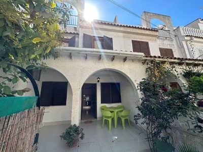 Venta Casa adosada Torrevieja. 78 m²