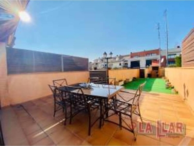 Venta Casa adosada Vilanova del Vallès. Buen estado con terraza 253 m²