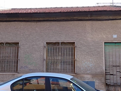 Venta Casa pareada en Calle Benlliure 13 San Vicente del Raspeig - Sant Vicent del Raspeig. A reformar 132 m²