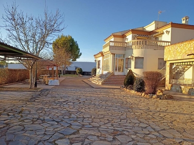 Venta Casa unifamiliar Albacete. Con terraza 538 m²