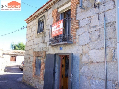 Venta Casa unifamiliar Ávila. Con balcón 110 m²