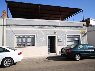 Venta Casa unifamiliar Badajoz. 120 m²